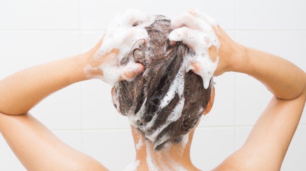 washing the hair